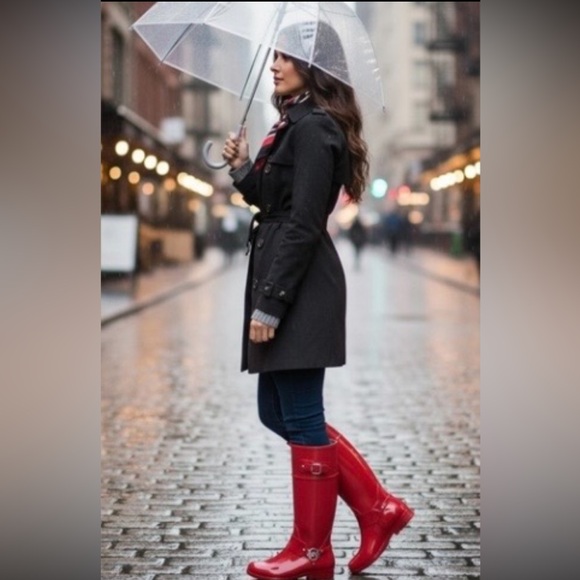 MICHAEL Michael Kors Red Winter Boots - Picture 1 of 5